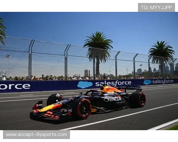 F1赛季最新动态：红牛车队称霸，梅赛德斯和法拉利迎接挑战